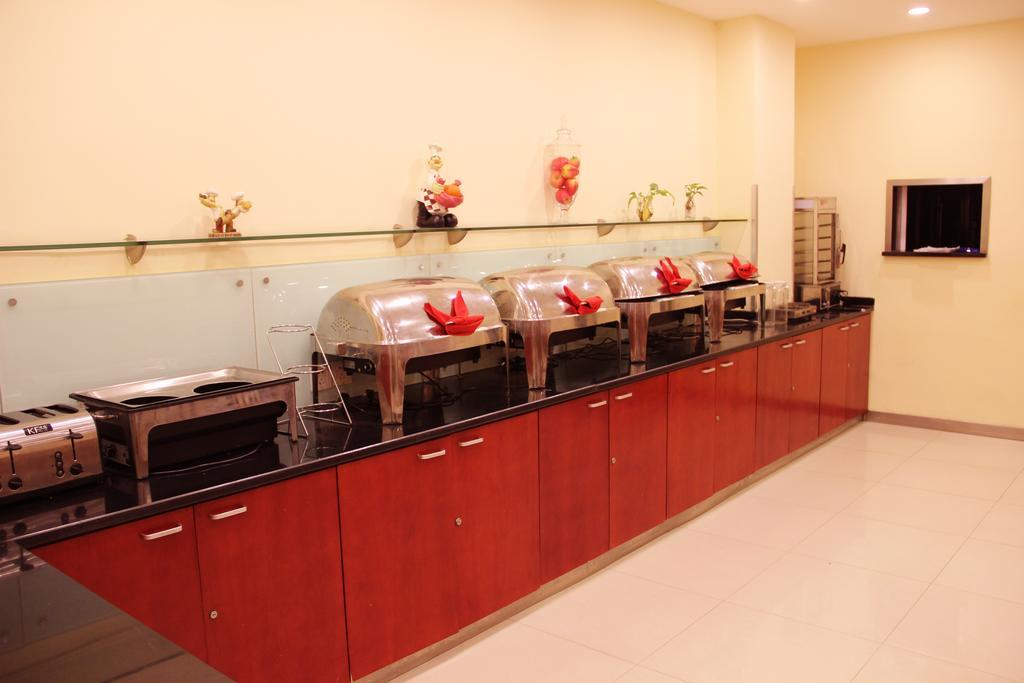 Hanting Express Shanghai Jinqiao Middle Yanggao Road Kültér fotó
